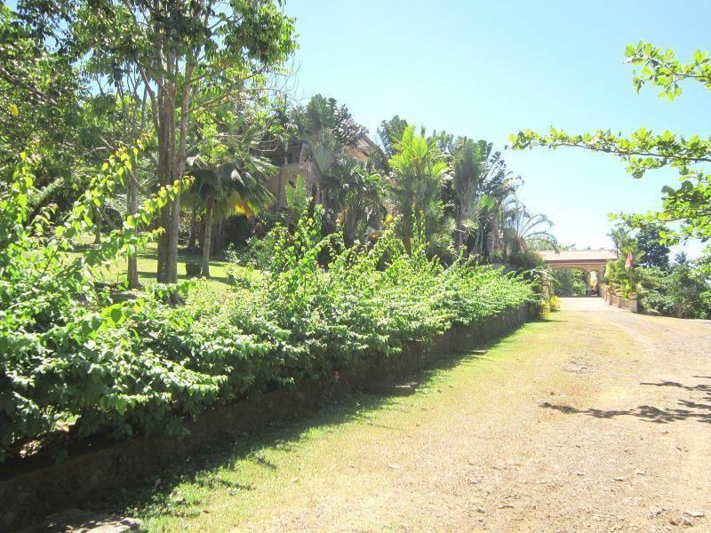 Camiguin Highland Resort Mambajao Exterior foto