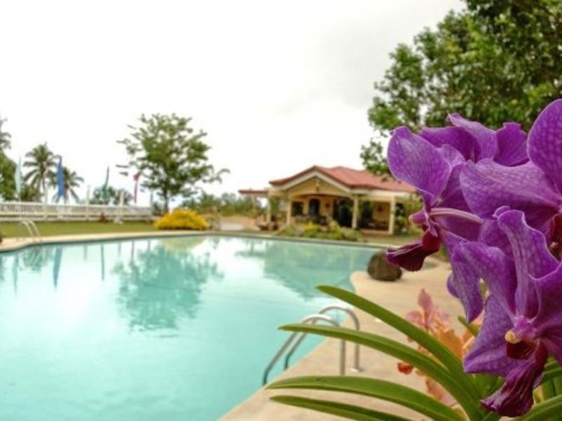 Camiguin Highland Resort Mambajao Exterior foto